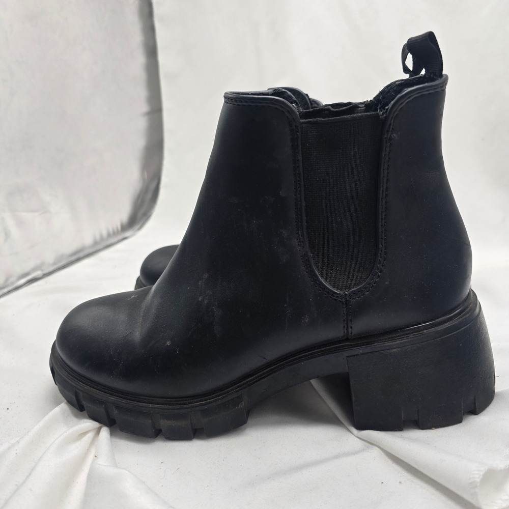Steve Madden Howler Chelsea Boot Women 7.5 Black Synthetic Lug Sole Platform
